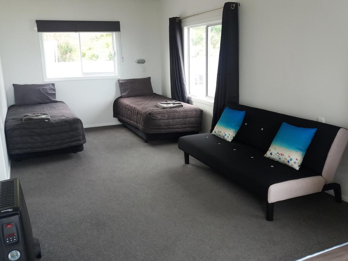Mahia Motel And Holiday Park Eksteriør bilde